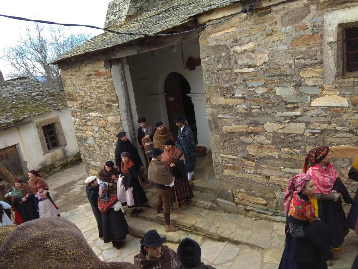 Casa Rural Rosita Santa Cruz de los Cuérragos 외부 사진